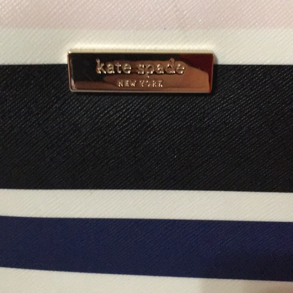 Kate Spade purse & wallet - Picture 2 of 9
